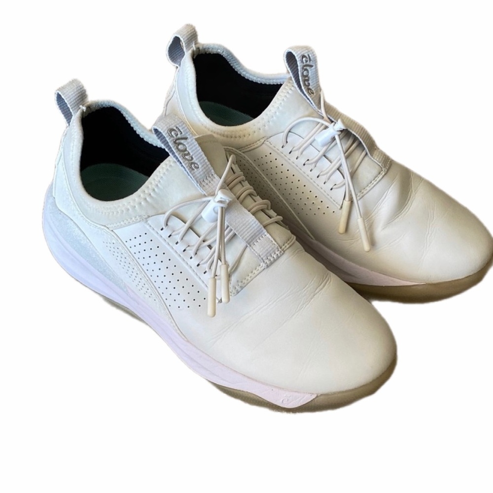Clove Women's White comfort healthcare nursing shoes size 8